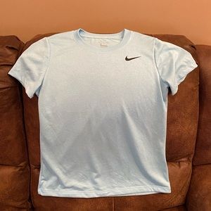 Women’s nike tee